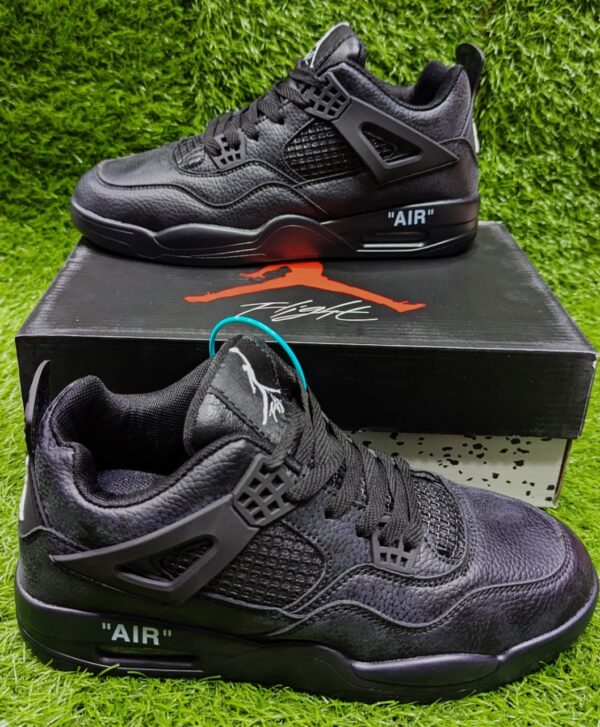 Air Jordan 4 Retro - Black Cat - Image 4