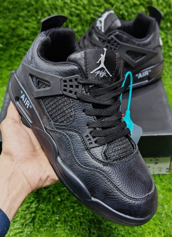 Air Jordan 4 Retro - Black Cat - Image 3