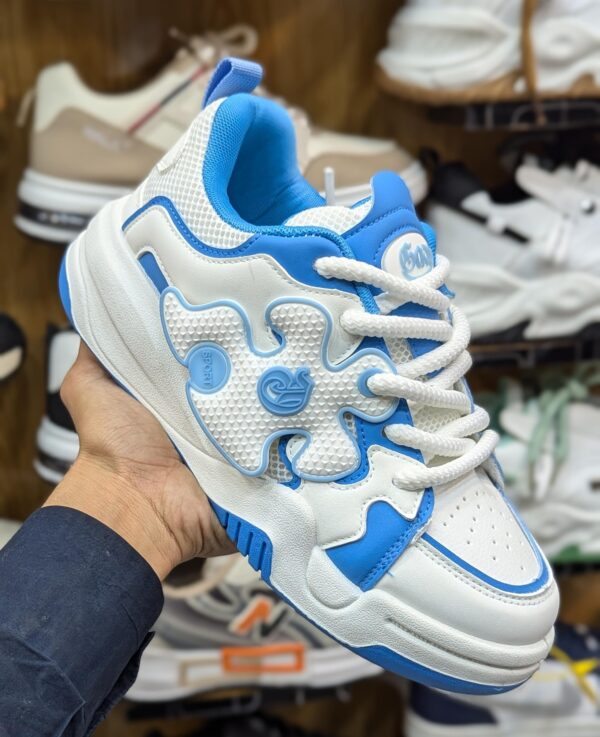 Breathable Mesh Men's Running Shoes - Blue & White