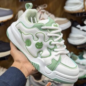 Breathable Mesh Men's Running Shoes - Green & White